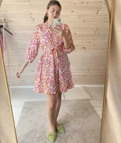 Adanaya Ladonna 3/4 Shirt Dress A PINK FLOWER
