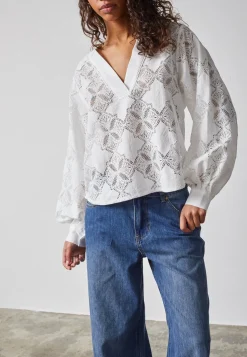 Love1307 Blouse CREAM LACE