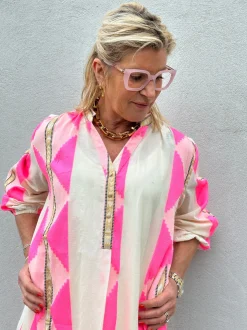 Love Print Dress PINK (Preorder Levering start april)