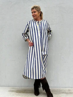 Love SS Poplin Dress DARK BLUE (Preorder Levering start april)
