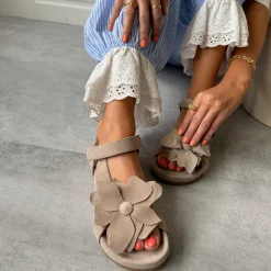 My Flowers Sandal BISCUIT