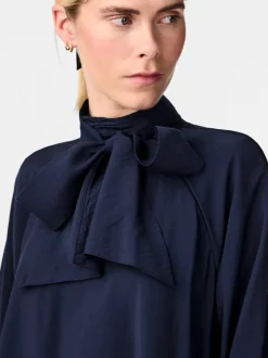 YasNira LS Dress NAVY BLAZER